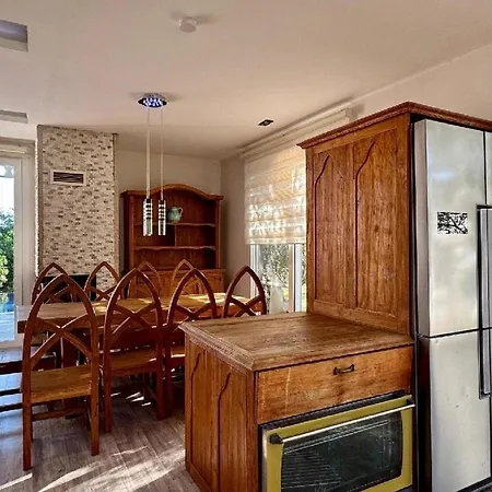 Karagedik Private With Pool Willa