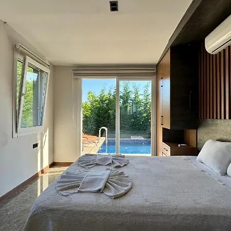 ヴィラ Karagedik Private With Pool *