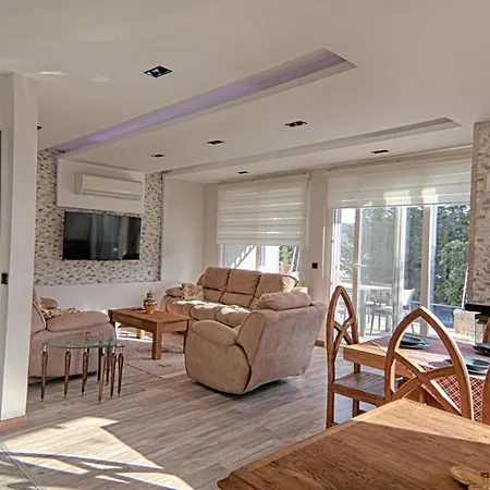 Karagedik Private With Pool