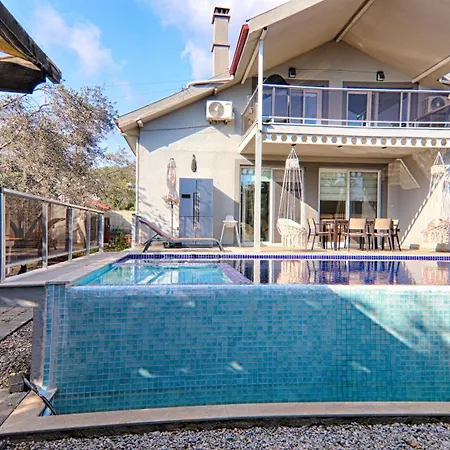 Karagedik Private With Pool *