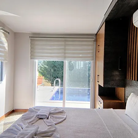 Karagedik Private With Pool *