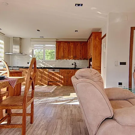 Karagedik Private With Pool Vila