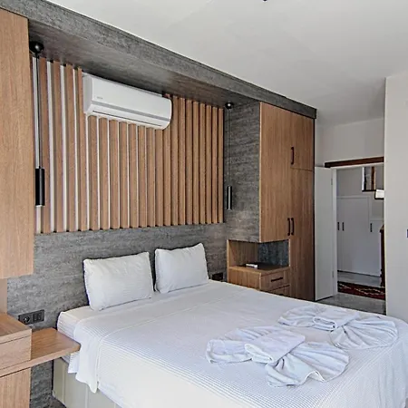 Karagedik Private With Pool Vila